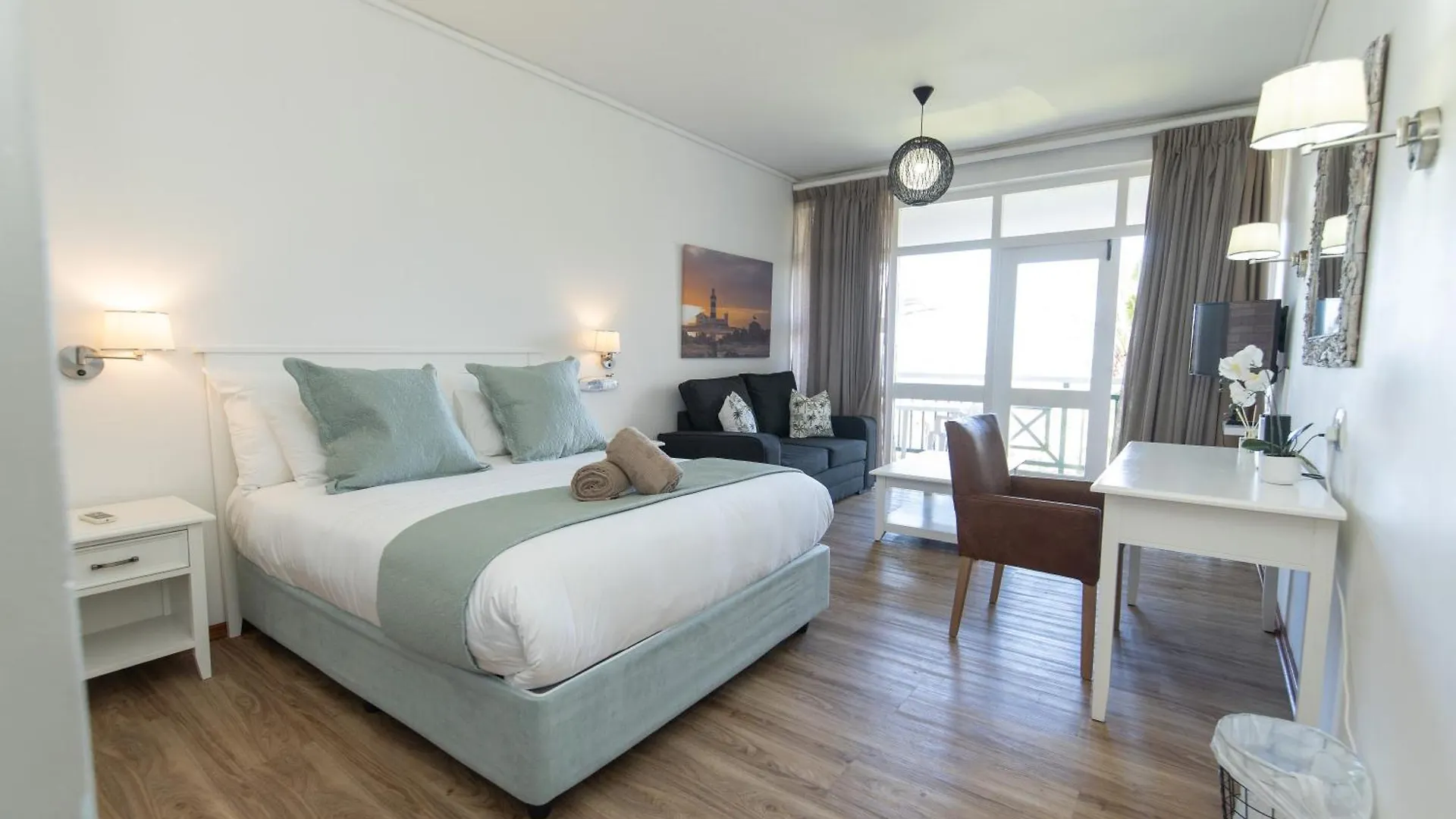 142 Brookes Hill Suites Holiday Resort Port Elizabeth